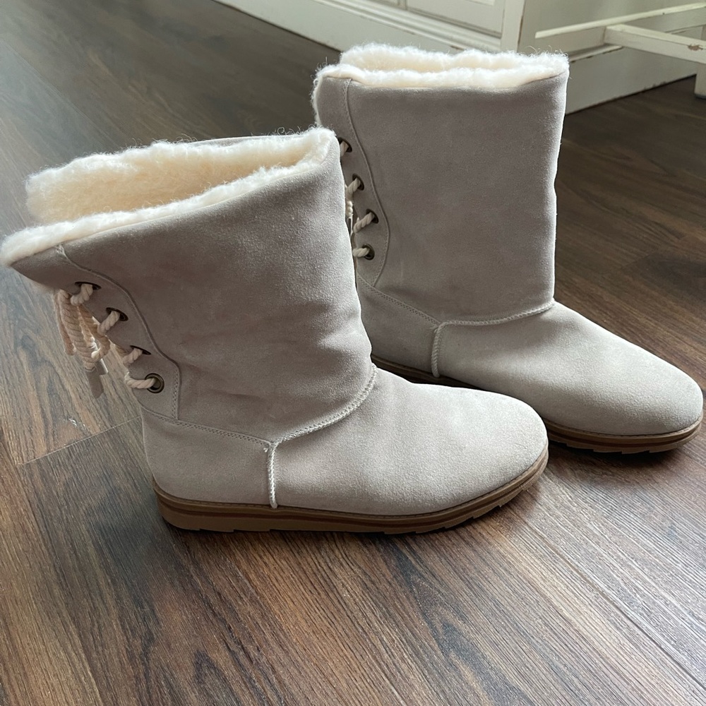 Cozy Cream Suede Women's Boots